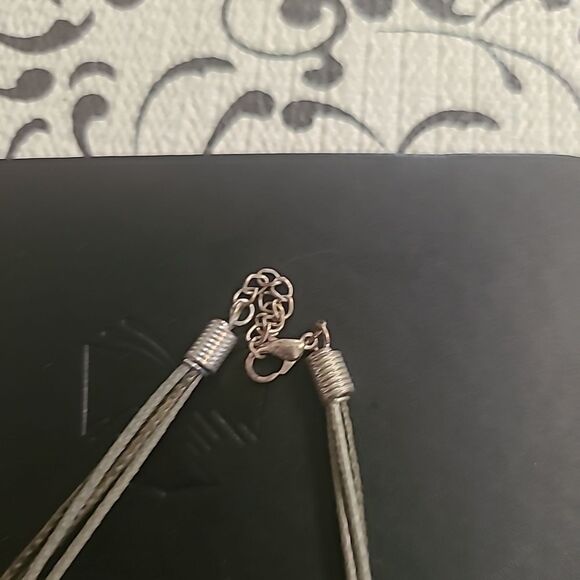 Enamel Flower Necklace - Picture 3 of 5